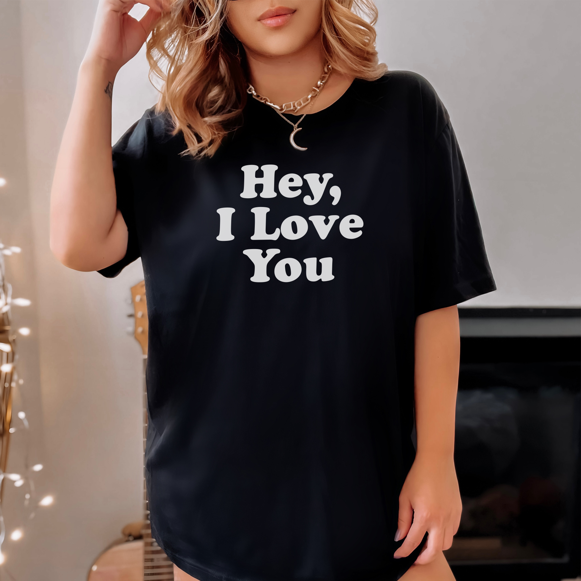 Hey I Love You Black T-Shirt